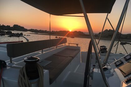 Charter Catamaran Lagoon 450 Portisco