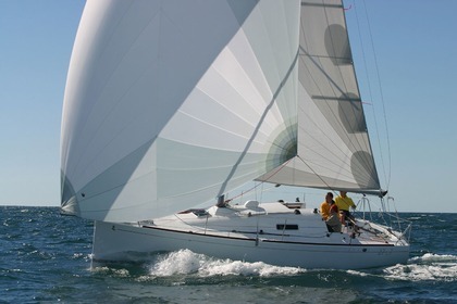 Location Voilier BENETEAU FIRST 27.7 Loctudy