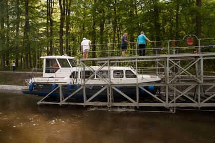 River Cruiser 39 - czarter barki na Pętli Żuławskiej i Kanale Elbląskim