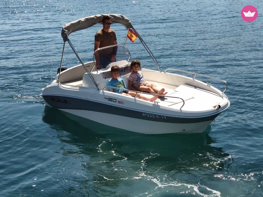 Bateau sans permis Remus 450 15cv 5