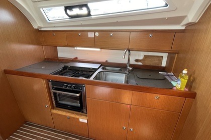 Hyra båt Segelbåt BAVARIA 41 Kroatien