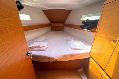 Hyra båt Segelbåt  Sun Odyssey 449 Piombino