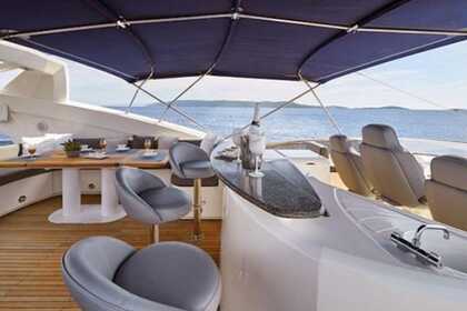 Beautiful Sunseeker94 for Weekly Cruise