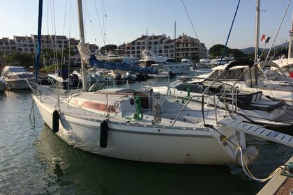 Miete Segelboot JEANNEAU AQUILA Cogolin