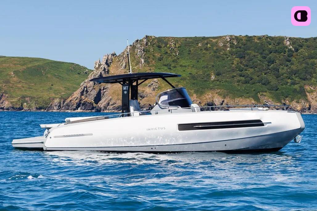 Semi-rigide Invictus TT 280 275cv 6