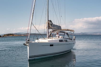 Location Voilier HANSE 385 Cavalaire-sur-Mer