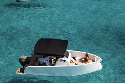 Rental Motorboat CATTLEYA X6 Es Trenc