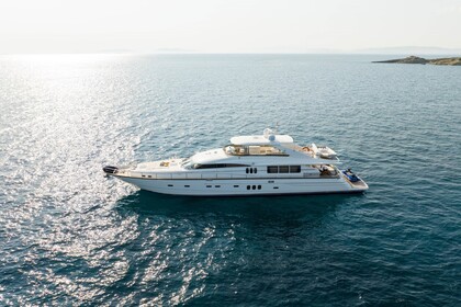 Hire Motor yacht Princess 84 Athens