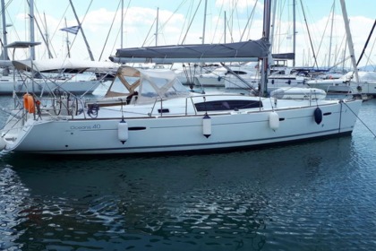 Miete Segelboot Beneteau Oceanis 40 Eleusis