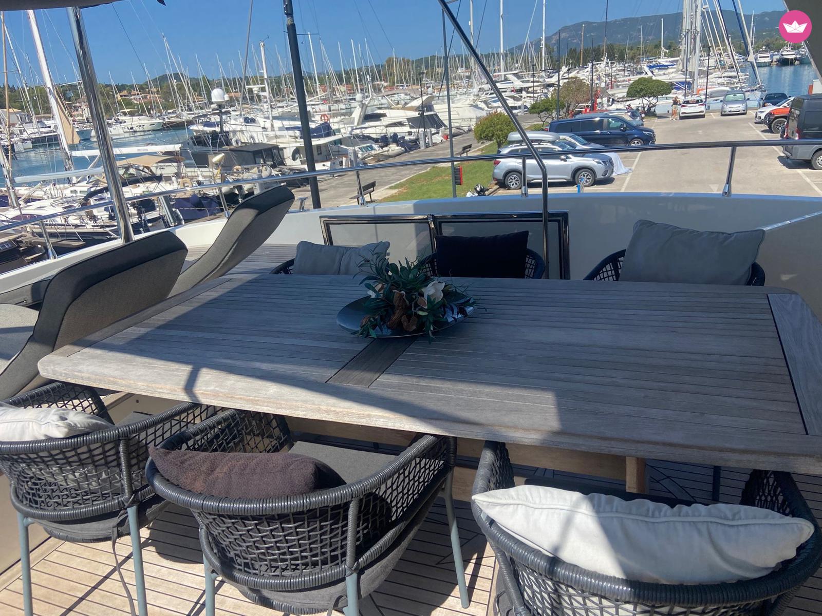 Yacht CONAM Wide Body 75 3200cv 8