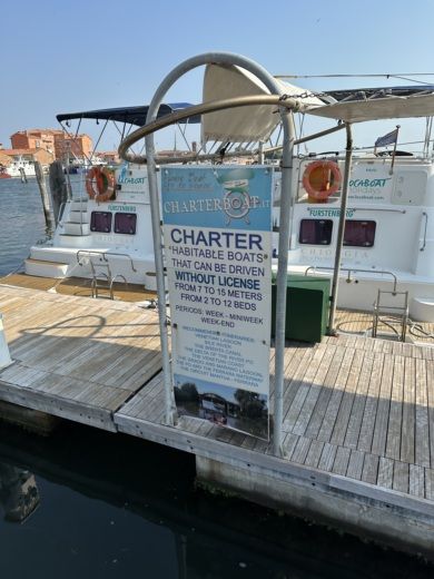 Chioggia Houseboat New Con Fly TWINS alt tag text