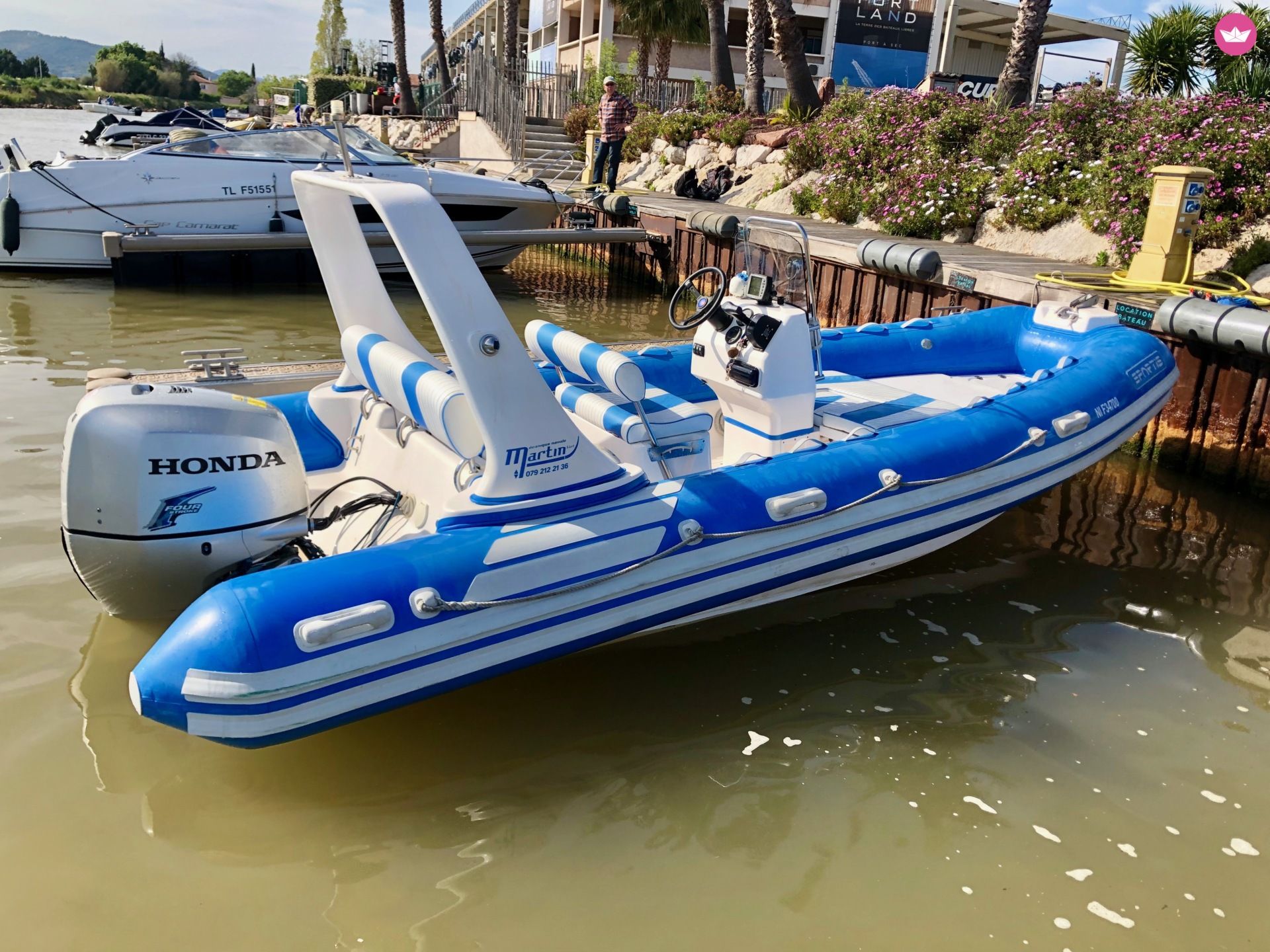 Location semi-rigide à Hyères de particuliers et professionnels