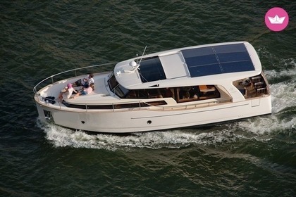 Charter Motorboat Greenline 40 Pinhão