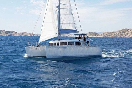 Rental Catamaran LAGOON 400 Corralejo