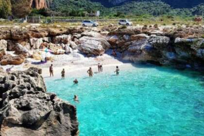 Veleggiate, Tuffi, Snorkeling, Trekking, Abbufate non si riposa quasi mai