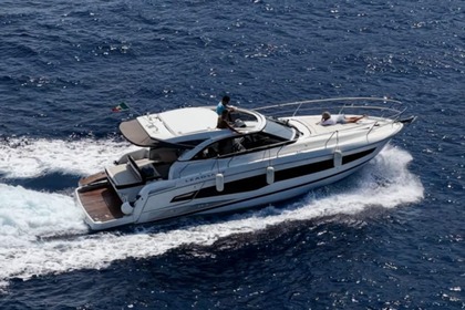 Noleggio Barca a motore Jeanneau Leader 36 Napoli