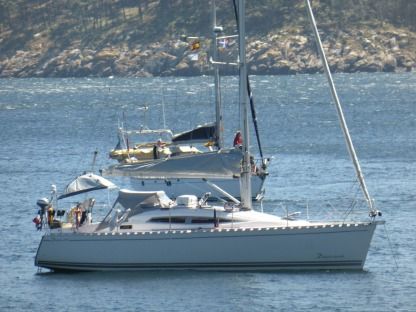 Charter Sailboat Delphia 33 La Trinité-sur-Mer