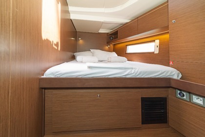 Hyra båt Segelbåt Bénéteau Oceanis 51.1 - 5 + 1 cab. Skradin
