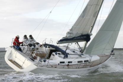 Charter Sailboat Dufour 425 L Antigua and Barbuda
