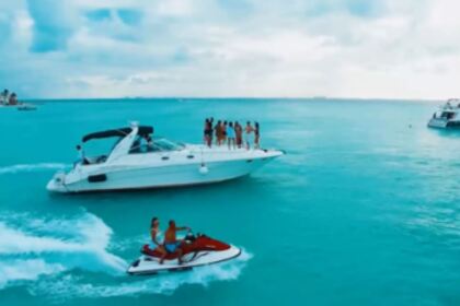 Rental Motorboat Sunseeker 44 Camargue Cancún
