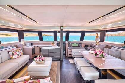 Pixie - Fountaine Pajot Alegria 67