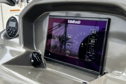 Bayliner VR6 Bowrider - Navega con INFINITY