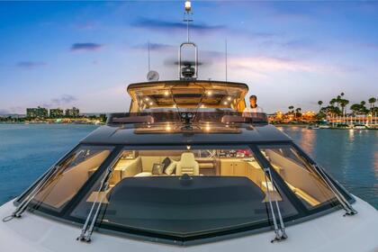 Luxury Deal! Ferretti 96 Ft Yacht for Rent in Cartagena, Colombia.
