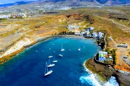 Luxury & comfort aboard our super motor boat