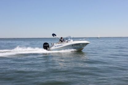 Location Bateau à moteur Quicksilver Commander 555 Andernos-les-Bains