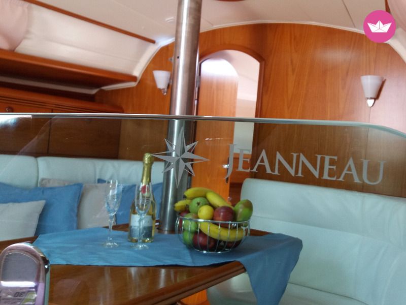 Miete Segelboot Jeanneau Sun Odyssey 35 Athen