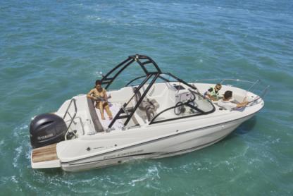Location Bateau à moteur Jeanneau Cap Camarat 6.5 Br Moisson