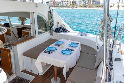 Catamaran premium charter