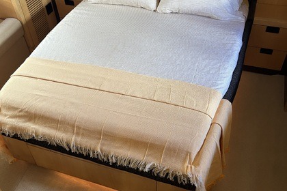 Gulf Craft Majesty 56