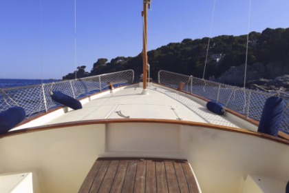 Alugue este barco de pesca em Girona