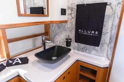 Discover the magic of Ibiza and Formentera from the sea