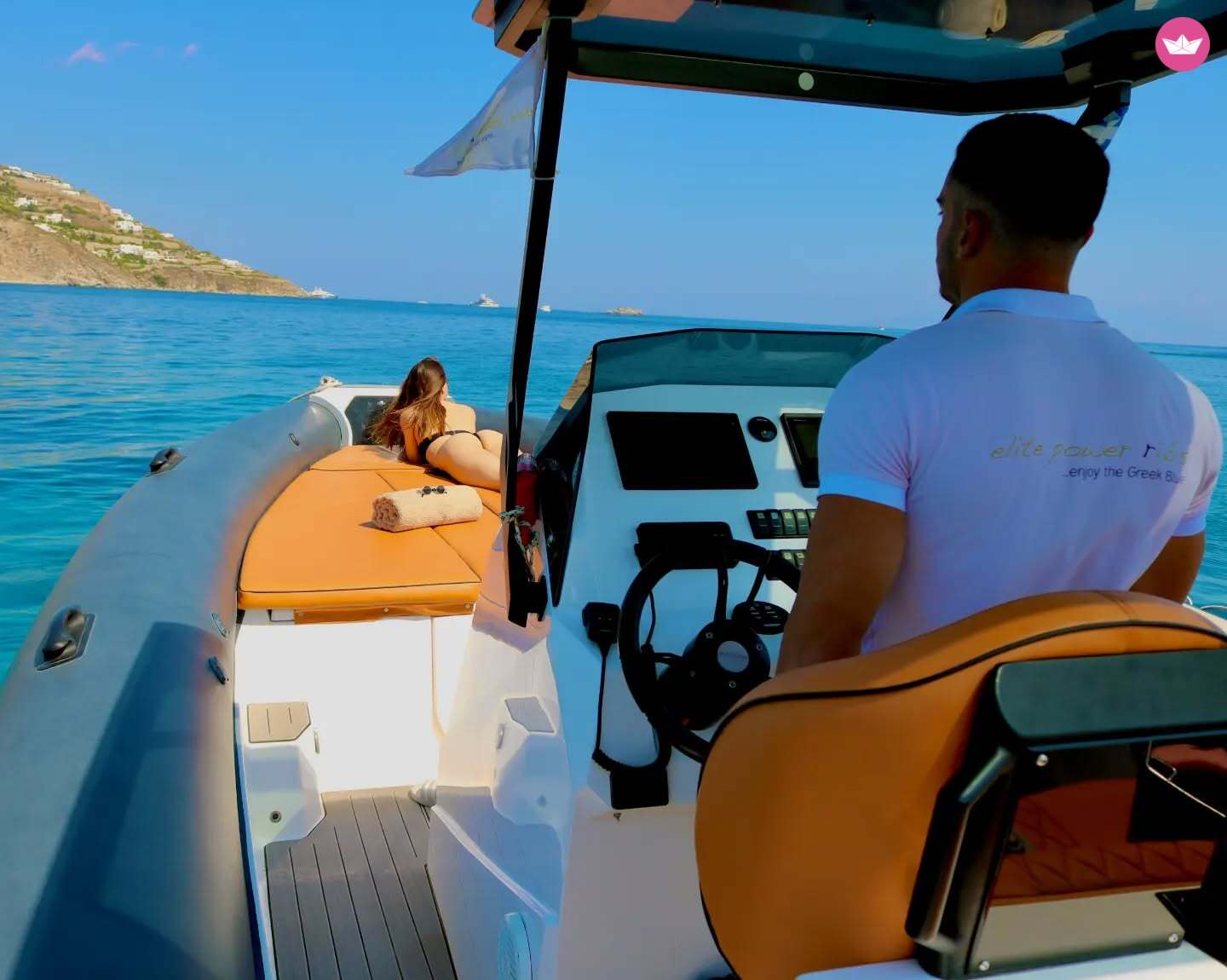 Bateau à moteur SEAFIGHTER Shadow 36 600cv 8