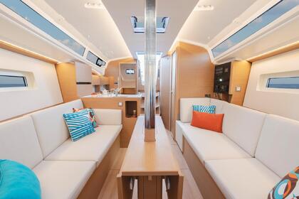 Verhuur Zeilboot  Sun Odyssey 350 Nieuwpoort