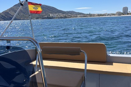 Boat without license 6 people