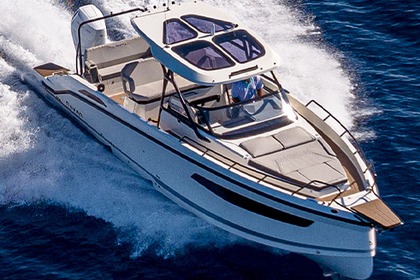 Charter Motorboat Navan S30 Villeneuve-Loubet