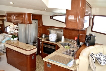 Marquis 69 luxurious Yacht