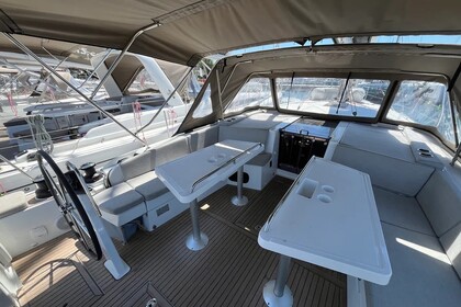 Location Voilier Bénéteau Oceanis 47 - 5 cab. Alimos