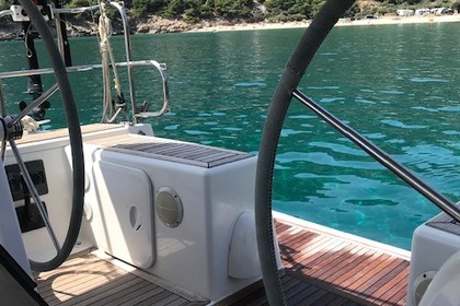 All included daily cruises - Hanse 385