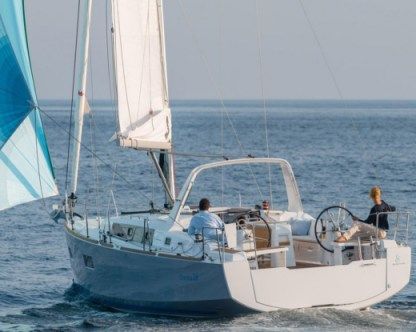 Location Voilier Beneteau Océanis 38 (2014) (Martinique) Le Marin