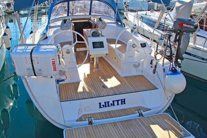 Rental Sailboat Bavaria Yachtbau Bavaria Cruiser 34 Split