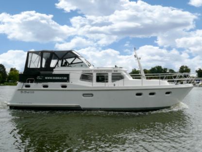 Charter Motorboat  Advantage 38 (4) Brandenburg