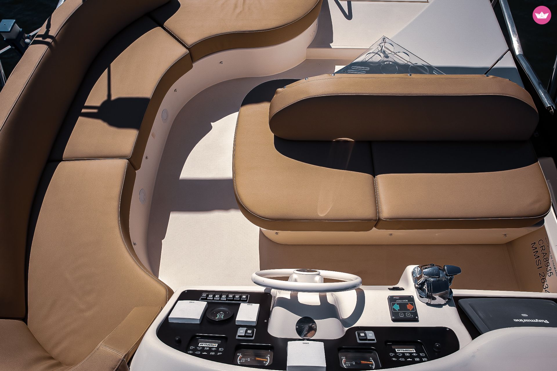 Hyra Azimut 50