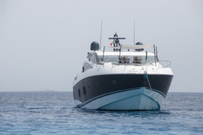 Sunseeker 82 Predator - Light Blue