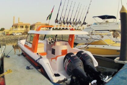 Rental Motorboat Fishing Boat 35ft Dubai