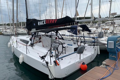 Rental Sailboat Pogo Structures Pogo 12.50 Pula