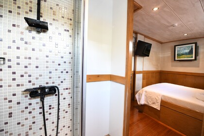 beautiful gulet for 8 people